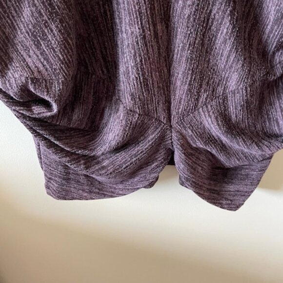 Doe & Rae - purple/black Draped Loose Top Size M/L - Picture 5 of 12